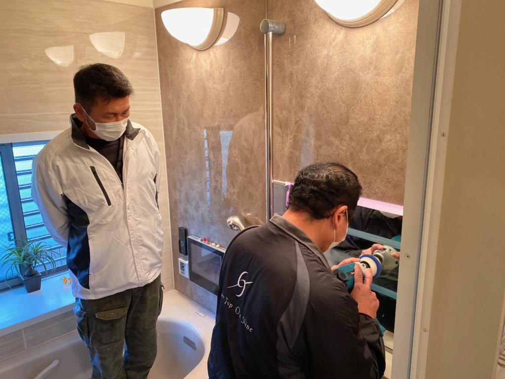 GTOSガラス再生研磨の技術講習風景